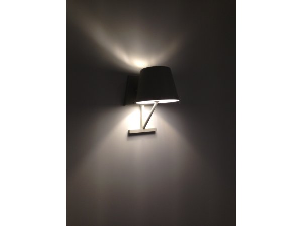 LM CONCOM W WH KINKIET