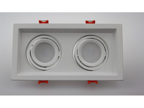 LM 750/2 OPRAWA HALOGENOWA PAR16 MR16