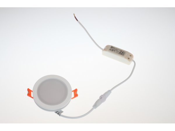 LM 825 IP OPRAWA LED - HERMETYCZNA IP44 - GŁĘBOKOŚĆ 3 CM !